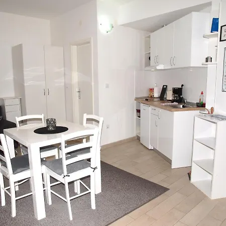Apartment Anuska Makarska