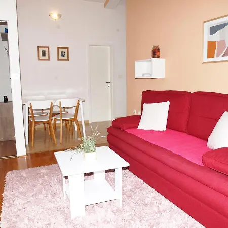 Anuska Apartment Makarska