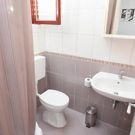 Anuska Apartment