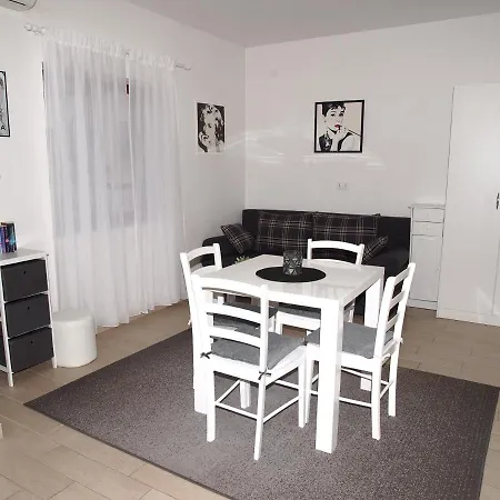 Lägenhet Anuska Makarska