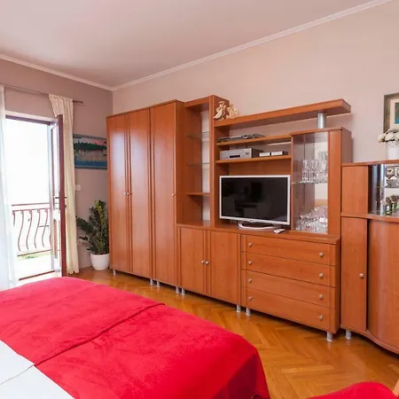 Anuska Appartement Makarska